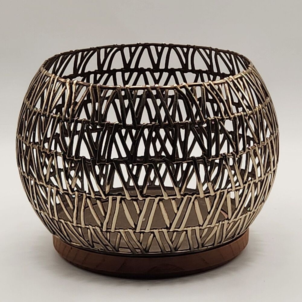 Bath & Body Works | 3-Wick Farmhouse Candle Holder